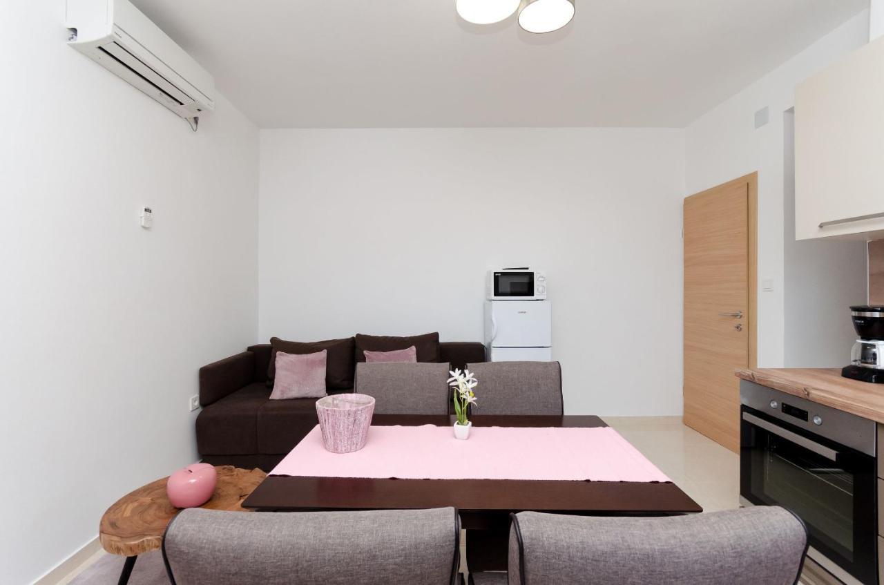 Apartment Darko *